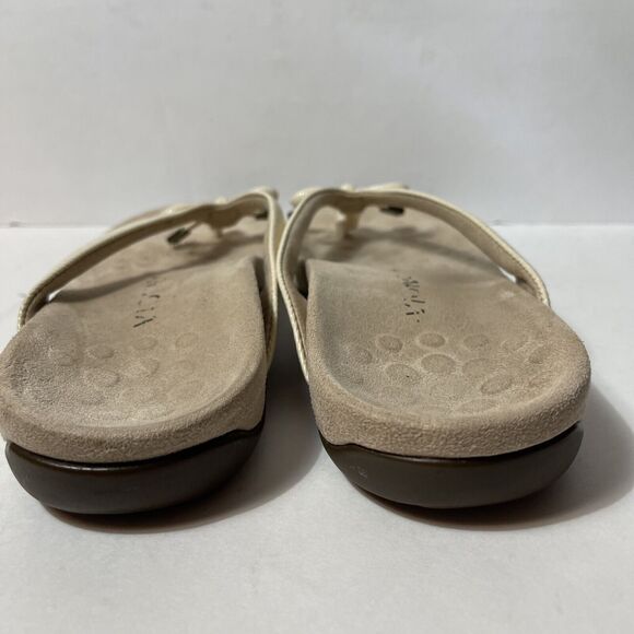 VIONIC Women’s 9 Bella Flip Flop Sandals Cream - Picture 4 of 8